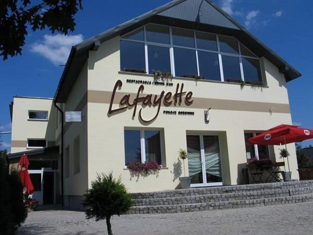 Restauracja Lafayette Pokoje Goscinne Zelów Dış mekan fotoğraf